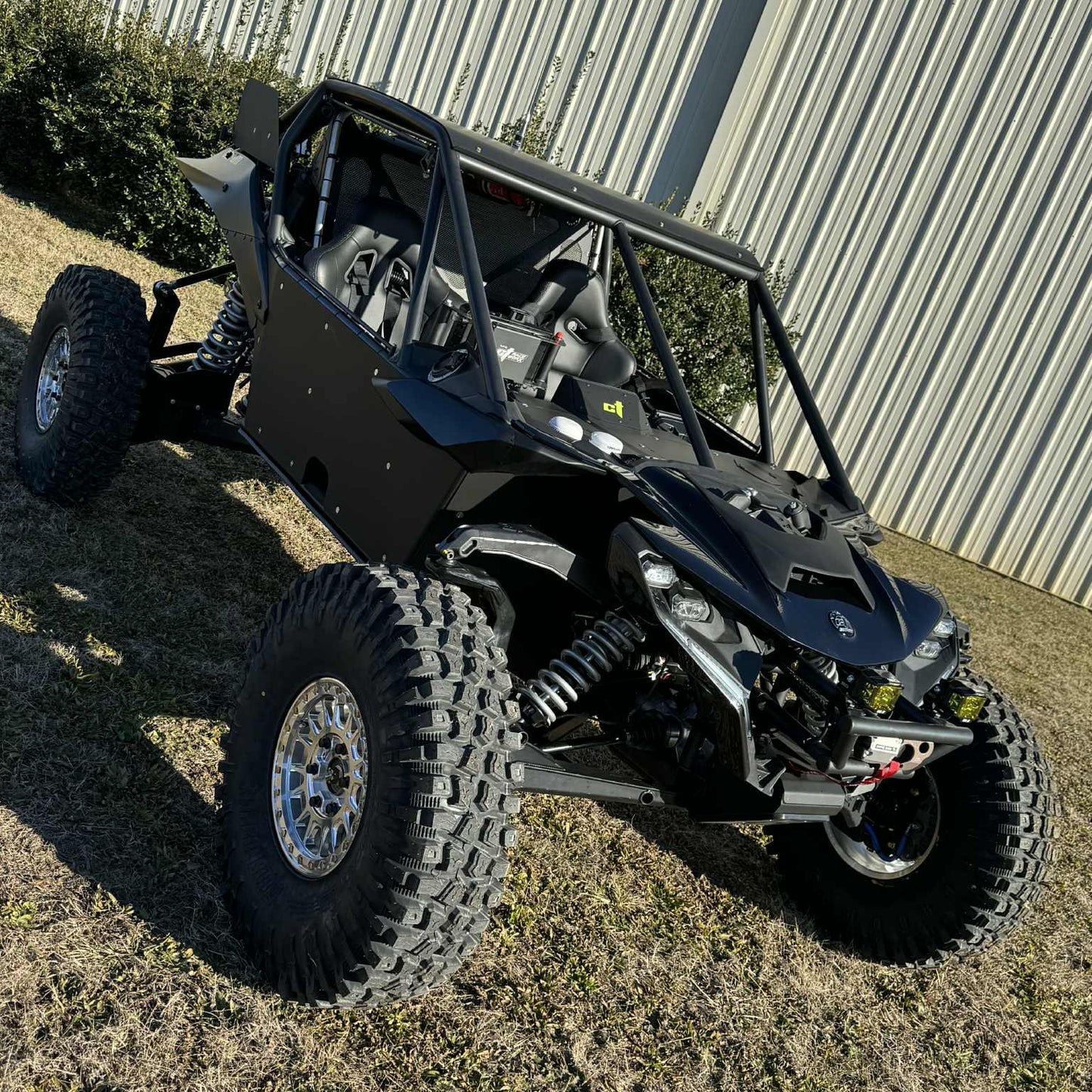 Can-Am Maverick R Pro Rock Upper A-Arms CT Race Worx