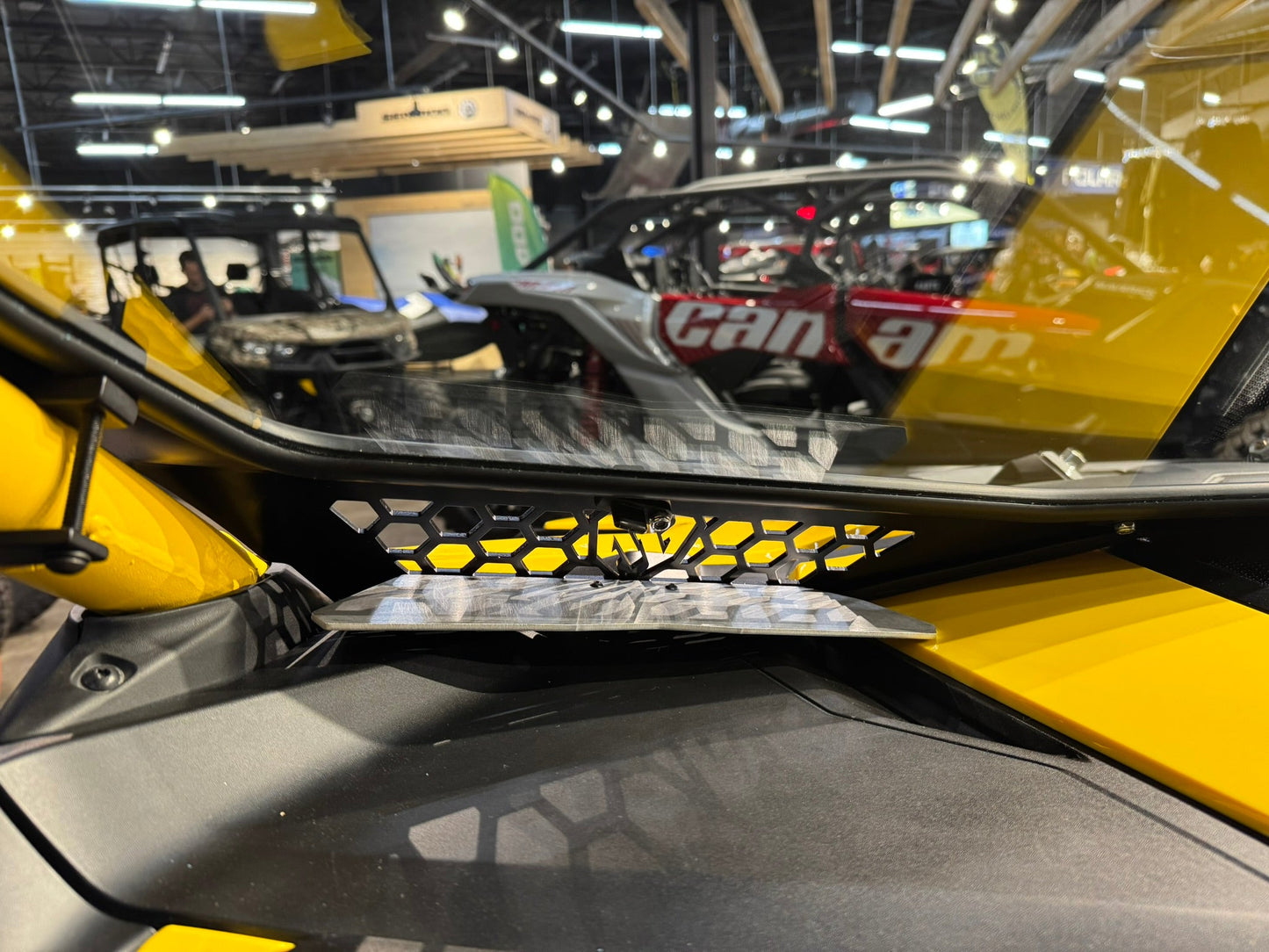 Moto Armor Can-Am Maverick R Vented Glass Front Windshield - view 10