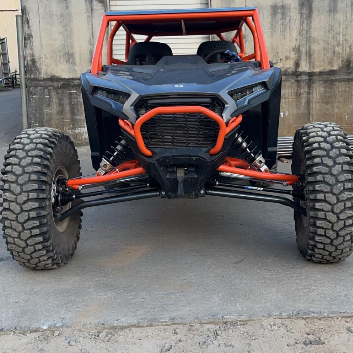 Polaris RZR XP (2024-2025) 4-Seat Roll Cage UTV Off-Road - Close-Up Detail | L&W Fab