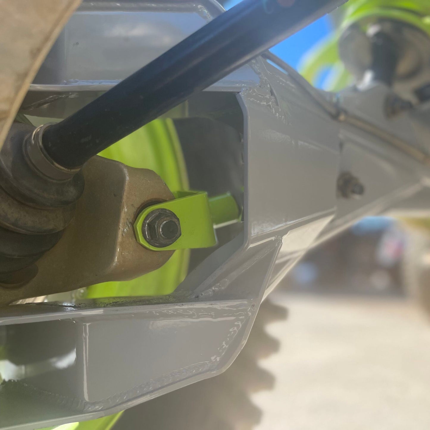 Polaris RZR Pro R Trailing Arms SxS Part - Installed View | L&W Fab
