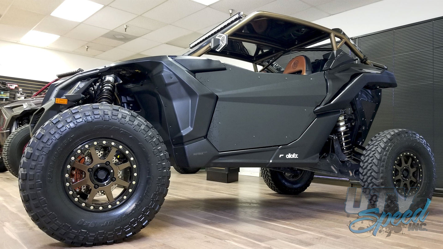 Can-Am Maverick X3 2-Seat Roll Cage with Attached Rear Bumper