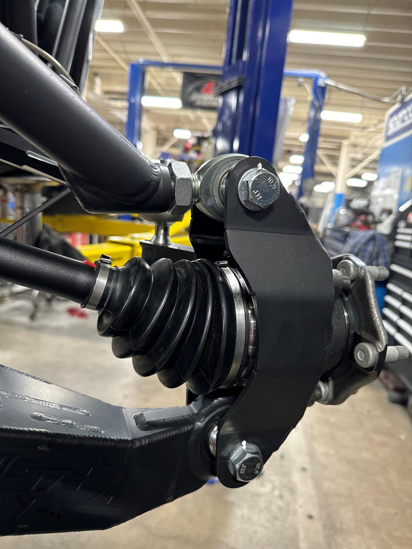 Polaris RZR Pro R / Turbo R Lower A-Arm And Knuckle Kit UTV Lighting - Full View | Lone Star Racing