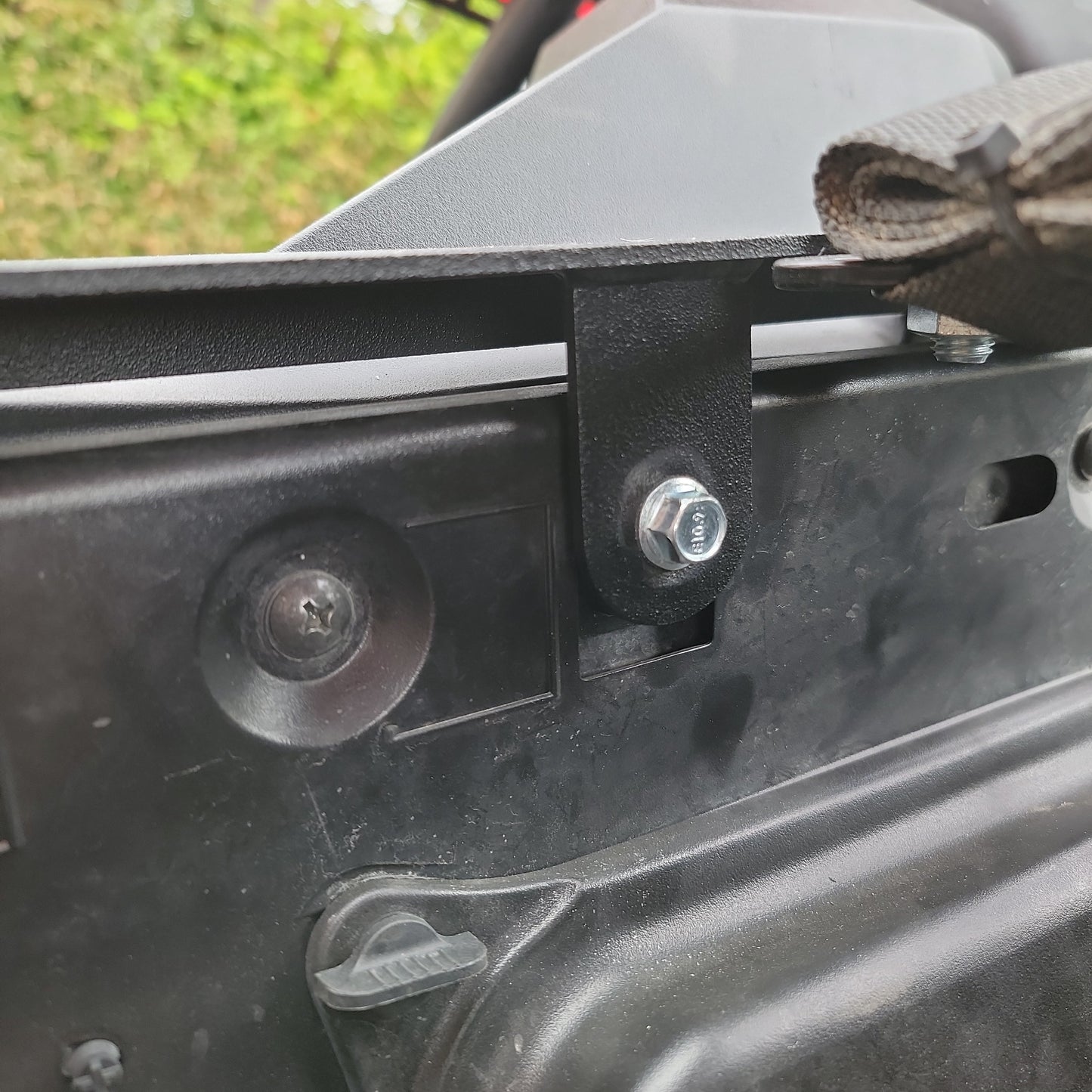 Kawasaki KRX Shoulder Harness Mounting Kit