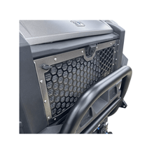 Polaris Xpedition Custom Grill – 3-Layer Hexagon Design