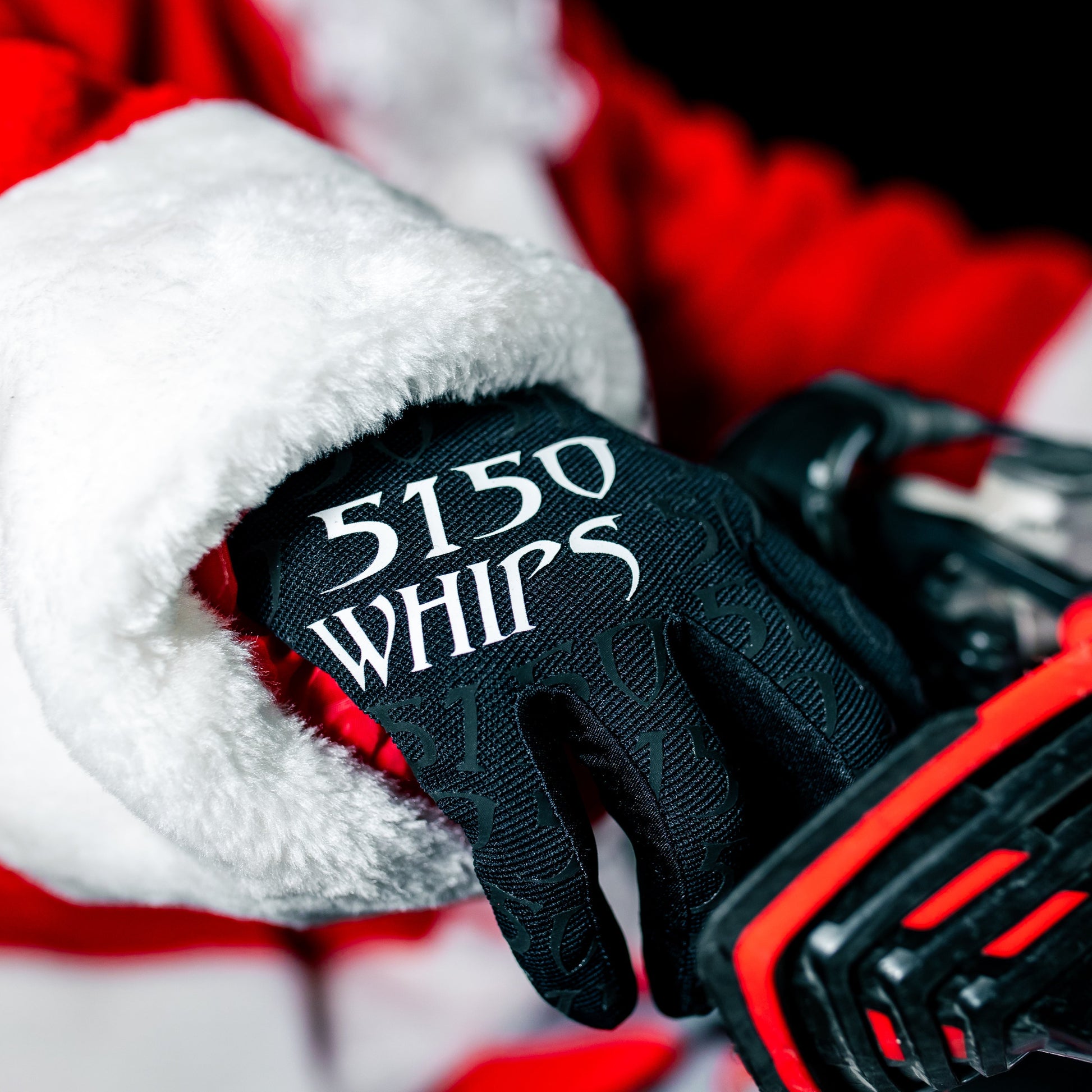 211 Riding Gloves 5150 Whips