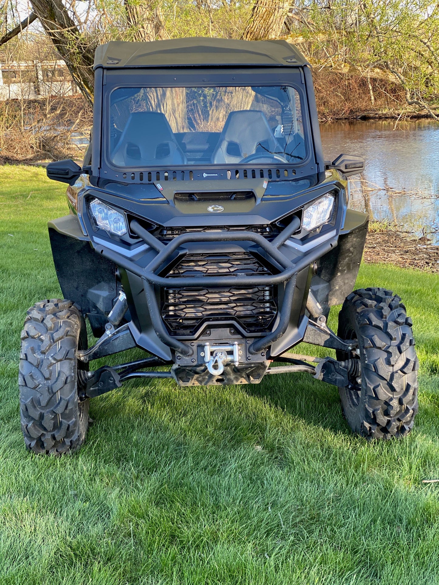 Can-Am Commander / Maverick Vented Glass Windshield