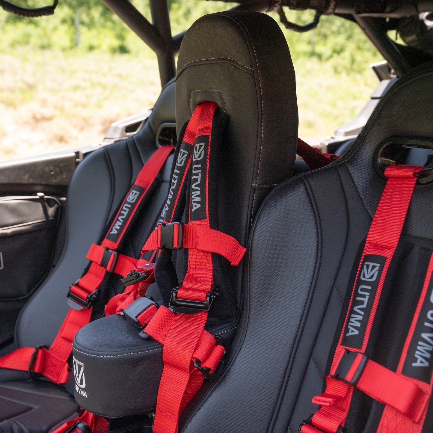 Can-Am Maverick R MAX Front Bump Seat with Harness UTVMA
