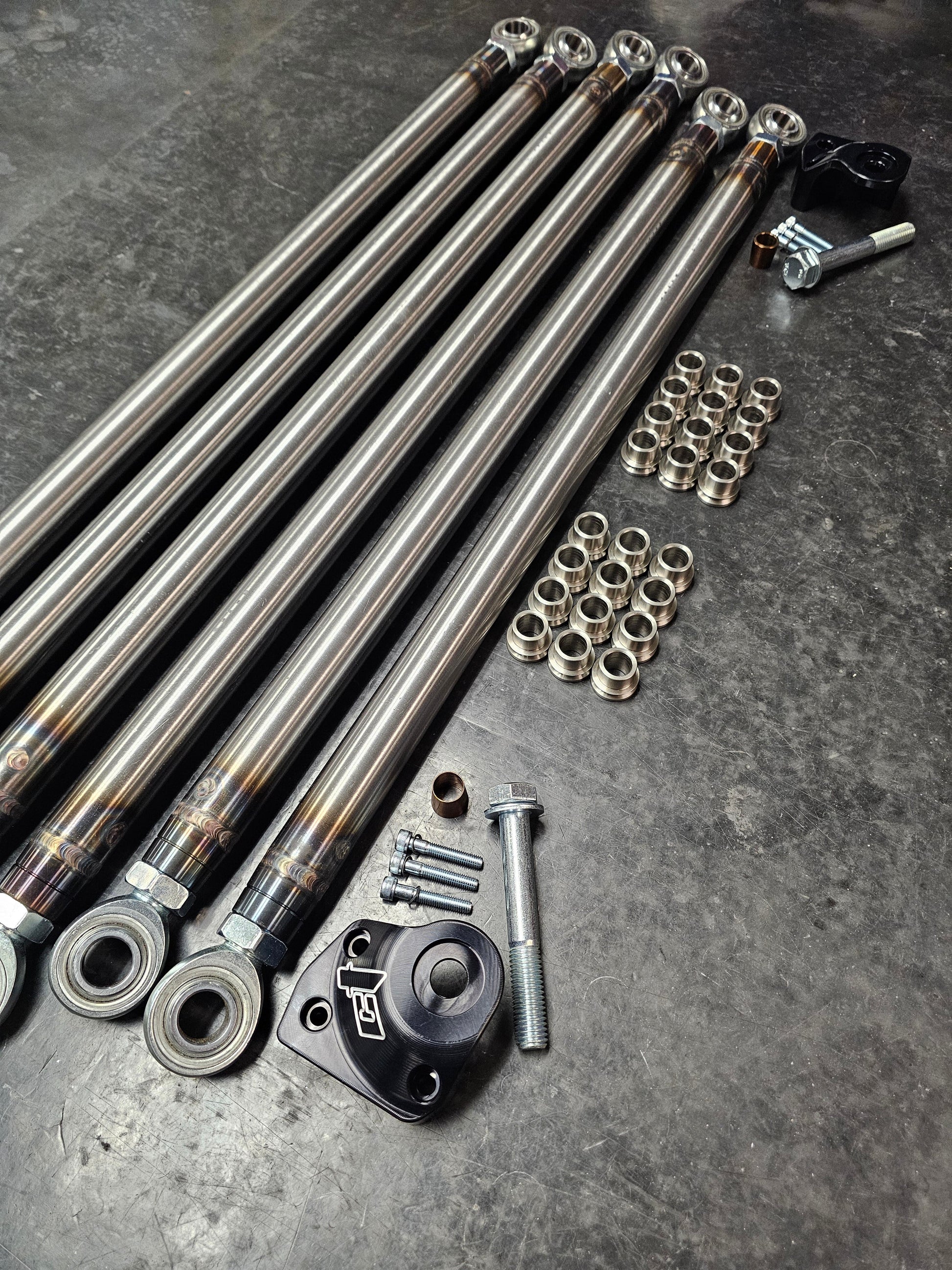 Can-Am Maverick R Pro Desert Chromoly Radius Rods CT Race Worx