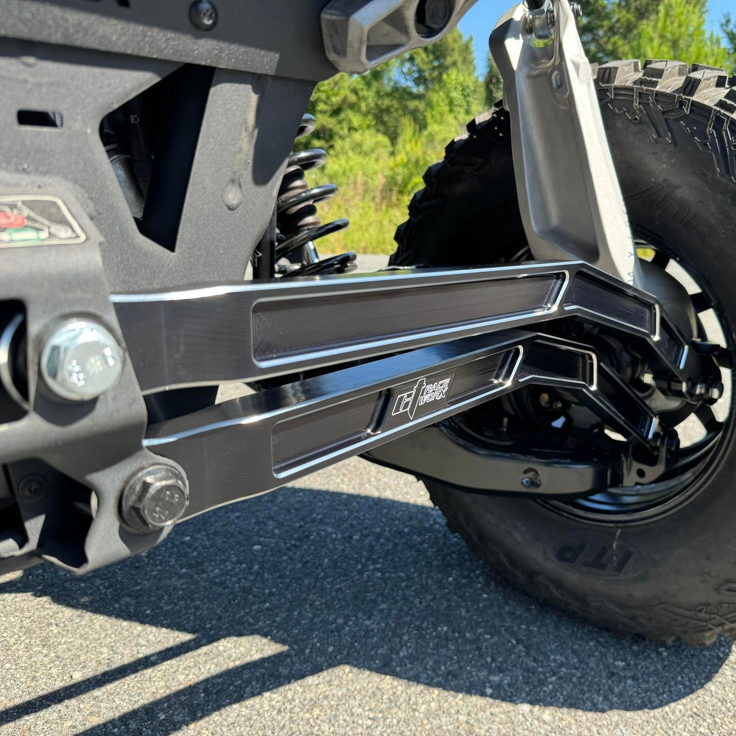 Can-Am Maverick R Pro Rock High Clearance Billet Radius Rod Kit CT Race Worx