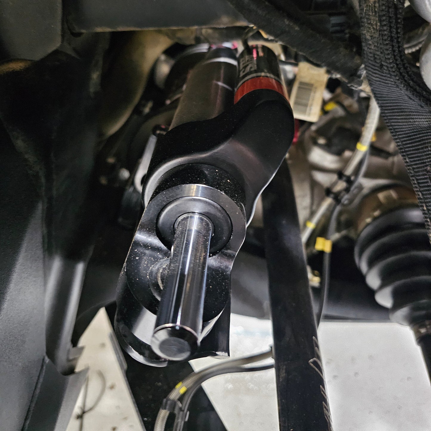 Can-Am Maverick R Steering Dampener Assembly CT Race Worx