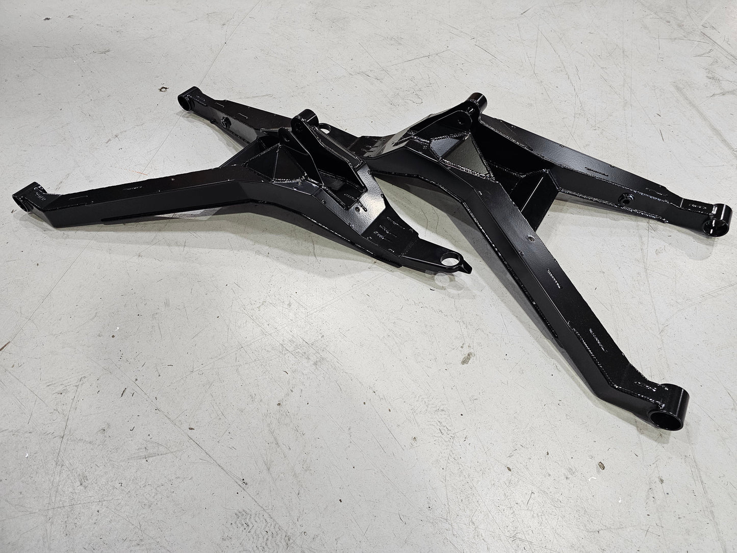 Can-Am Maverick R Trail High Clearance Lower A-Arms CT Race Worx