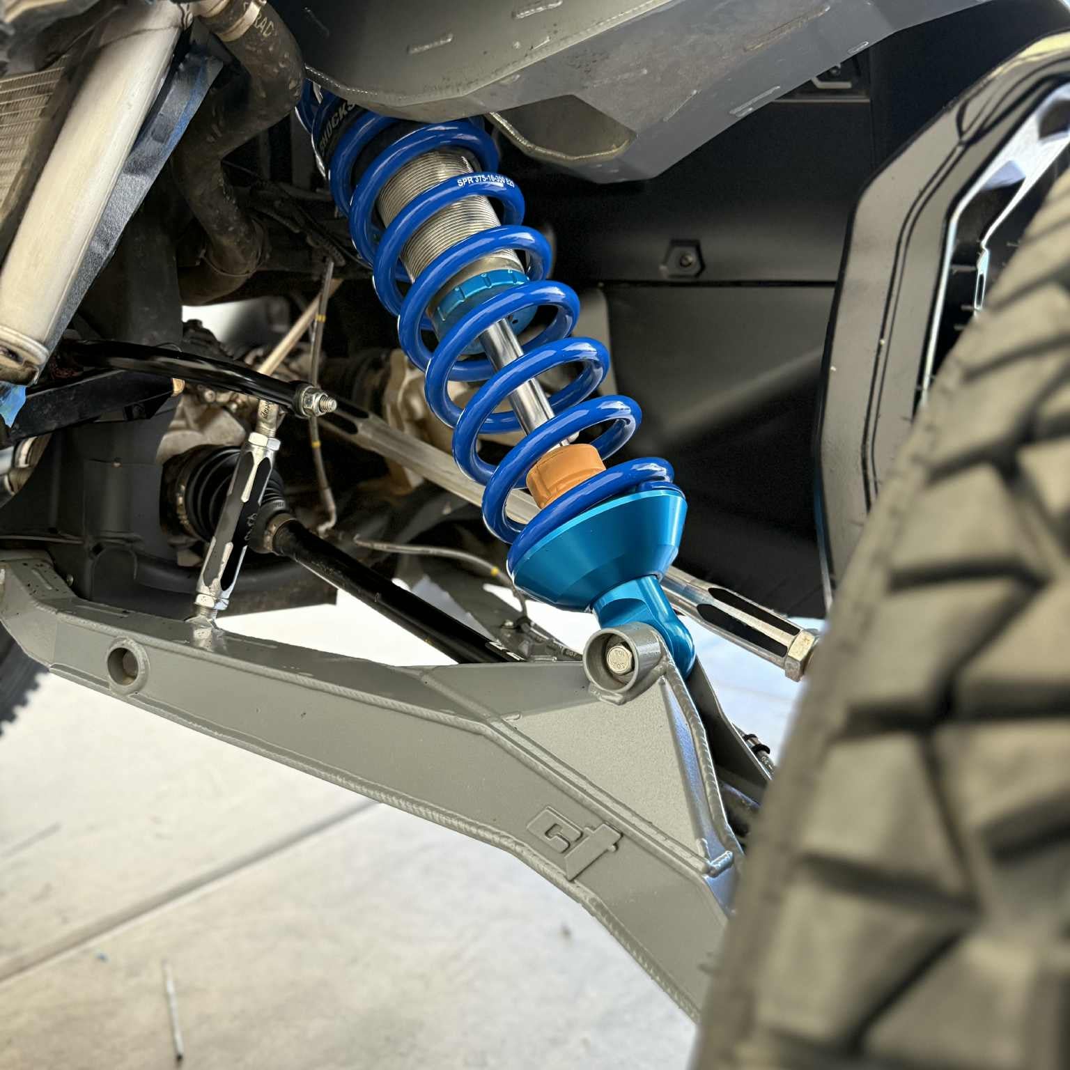 Can-Am Maverick R Trail High Clearance Lower A-Arms CT Race Worx