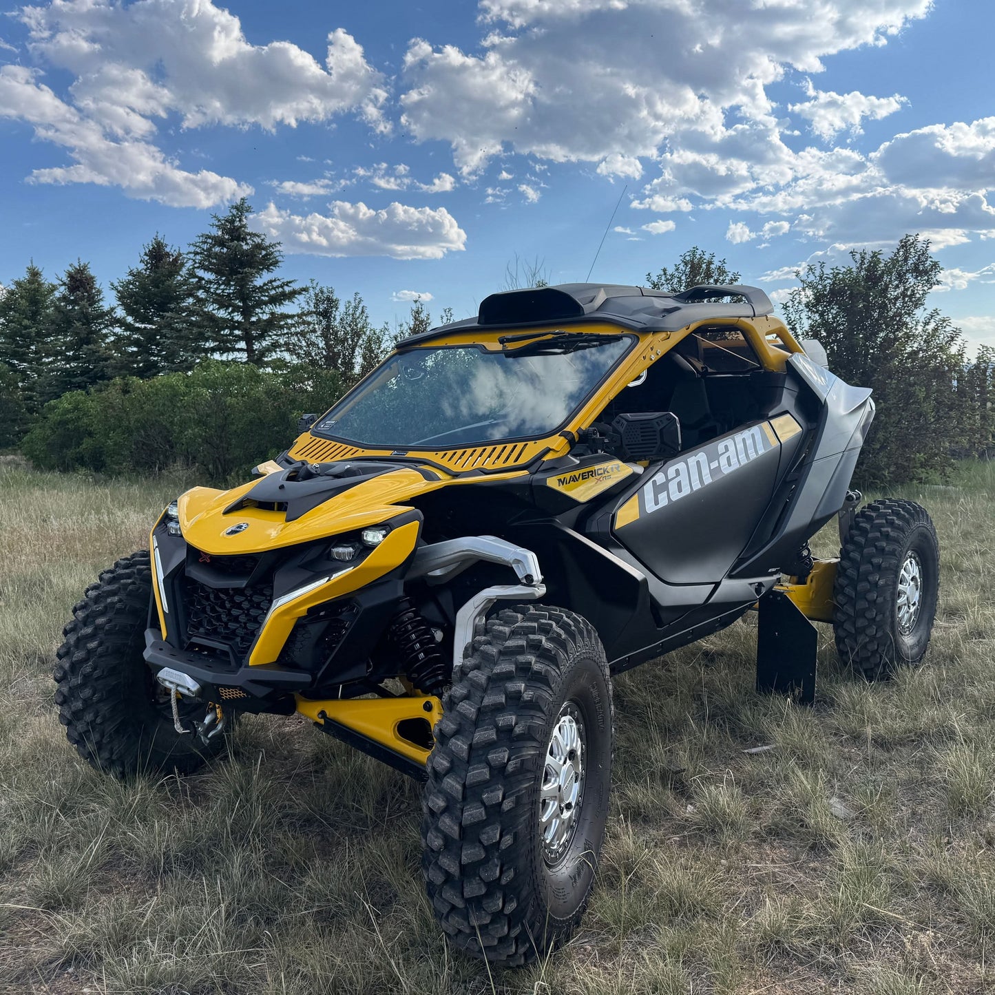 Can-Am Maverick R Vented Glass Windshield Bent Metal Off-Road
