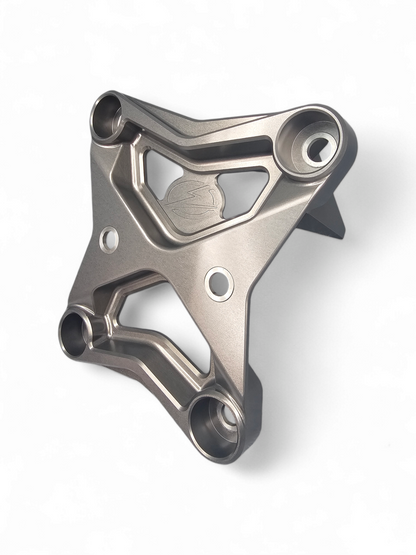 Can-Am Maverick X3 6-Bolt XL Radius Rod Plate with Tow Hook (Gun Metal)