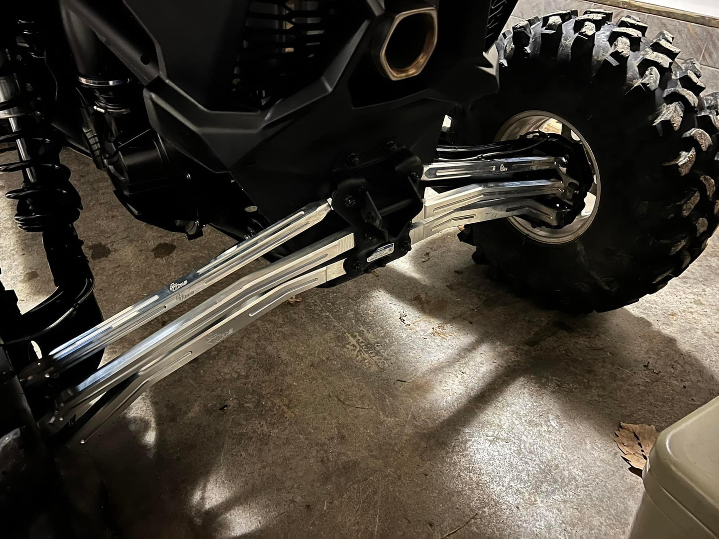 Can-Am Maverick X3 72" Adjustable Radius Rods L&W Fab