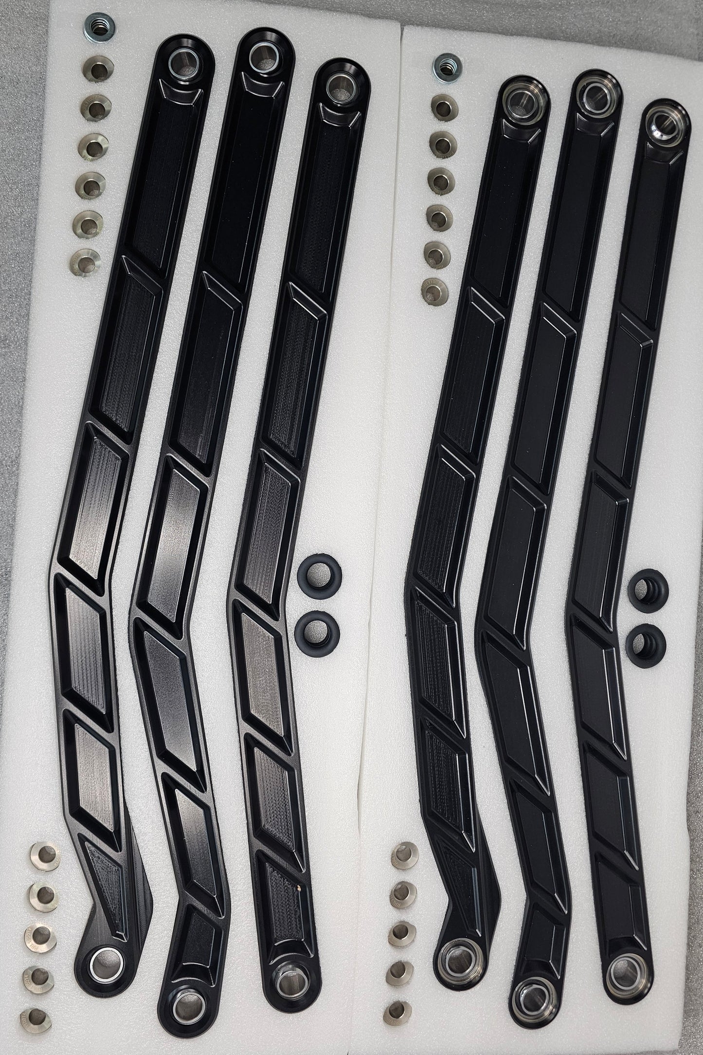 Can-Am Maverick X3 72" High Clearance Radius Rods (Black)