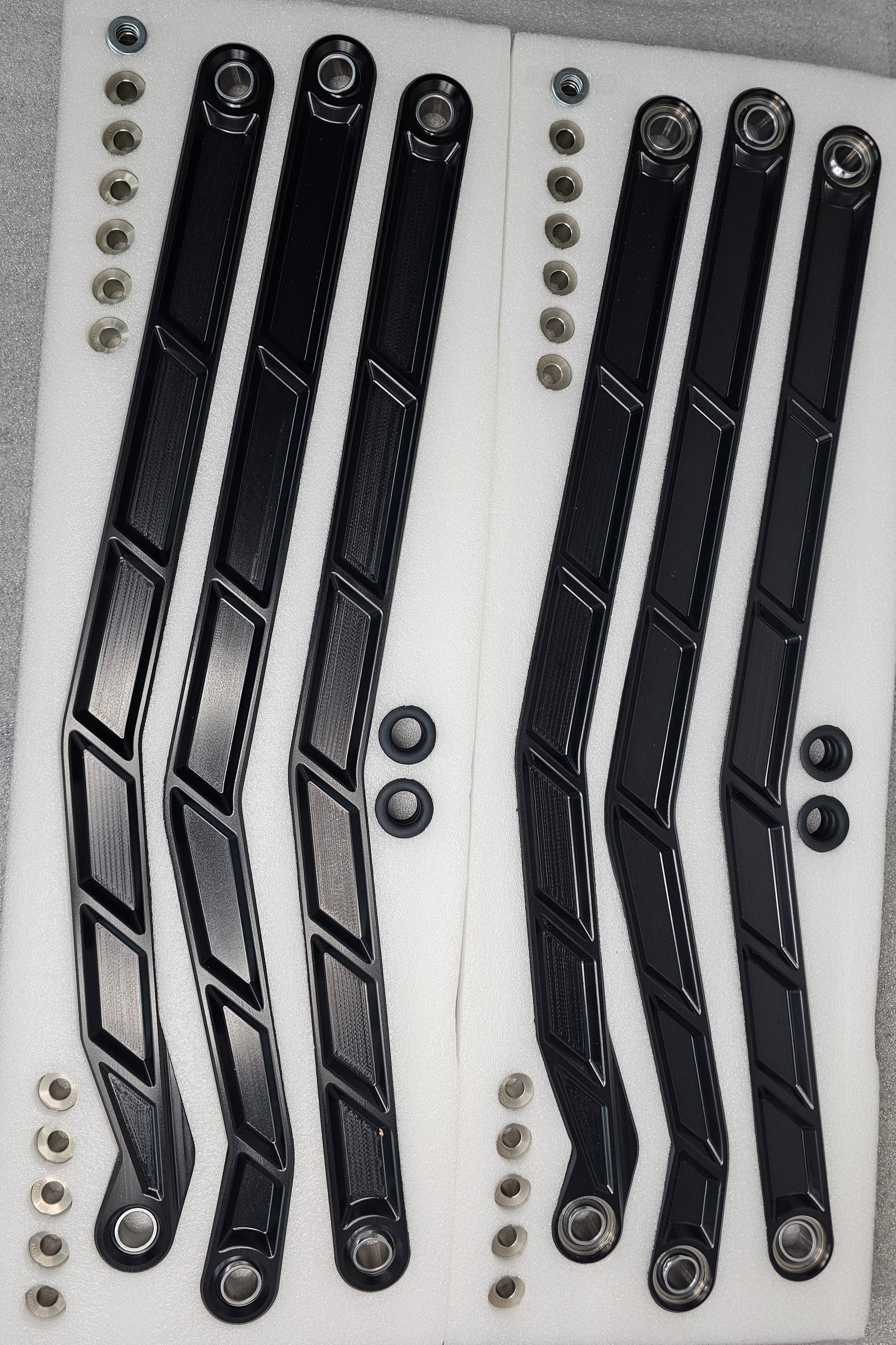 Can-Am Maverick X3 72" High Clearance Radius Rods (Black)