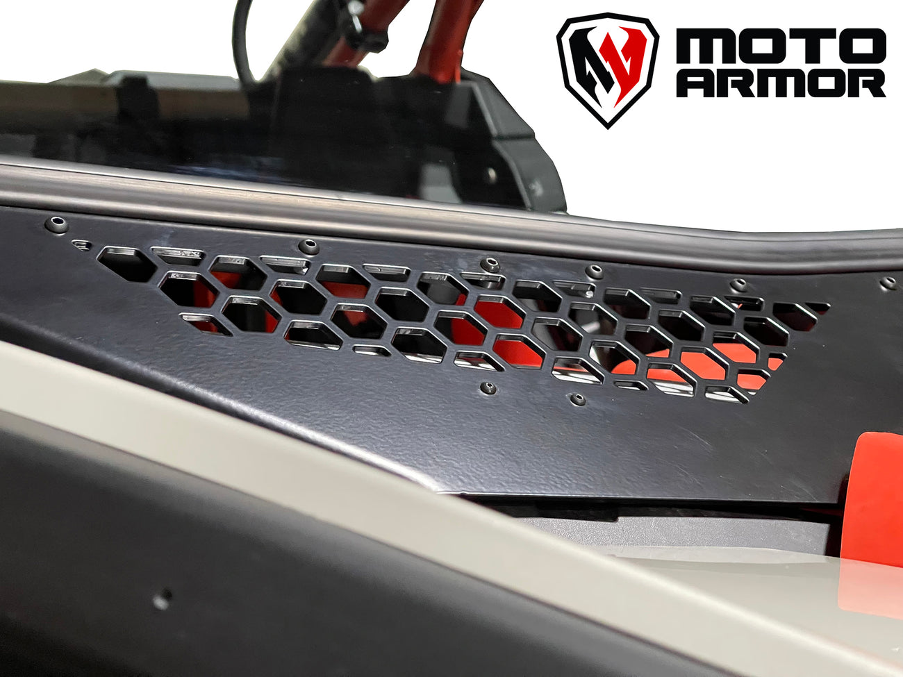 Can-Am Maverick X3 Vented Full Glass Windshield Moto Armor