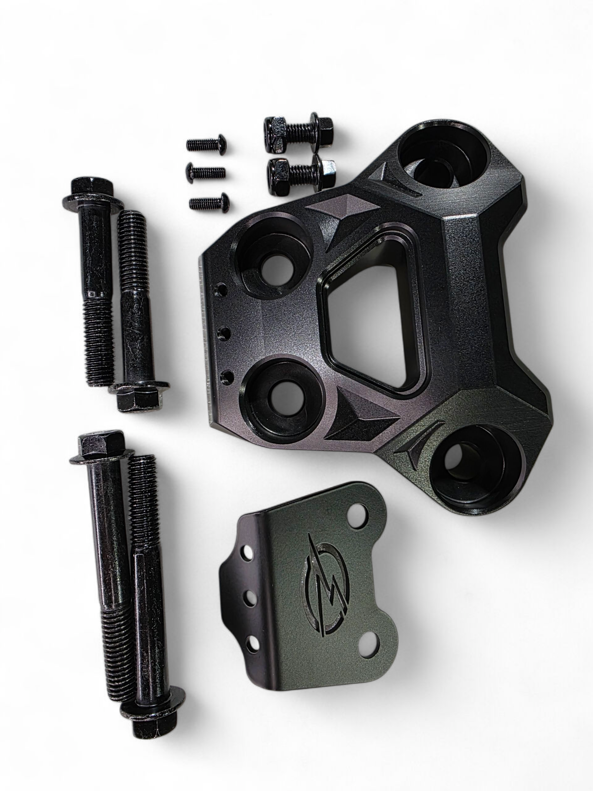 Can-Am Maverick R Billet Radius Rod Plate (Black)