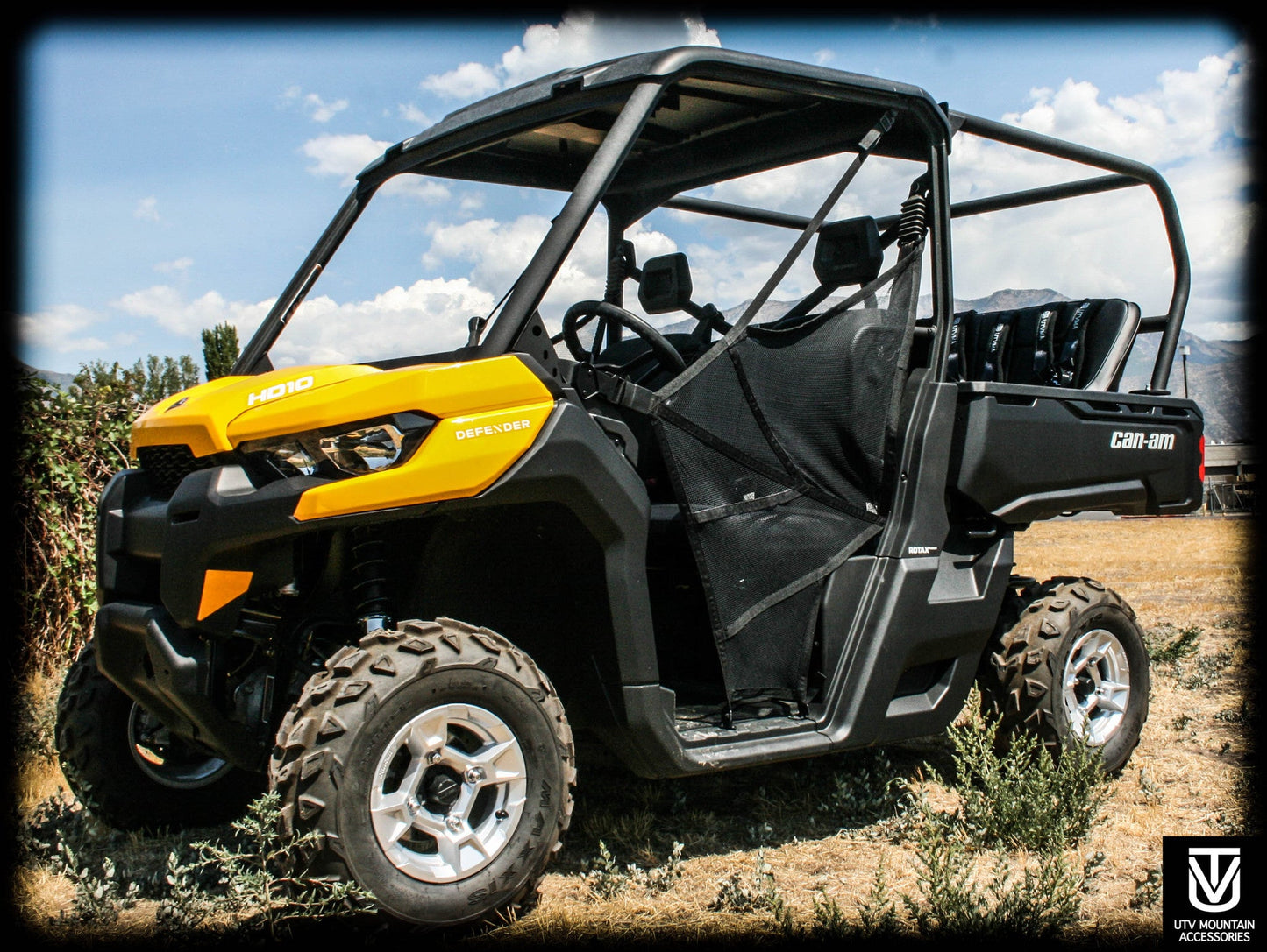 Defender Backseat and Roll Cage Kit (2016+)
