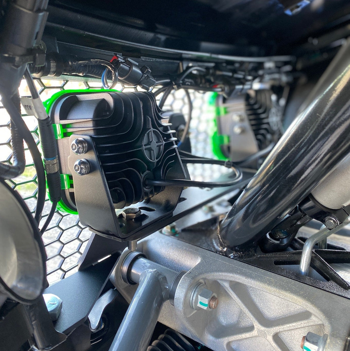 Speed UTV Behind The Grille LED Light Mount | GGLighting