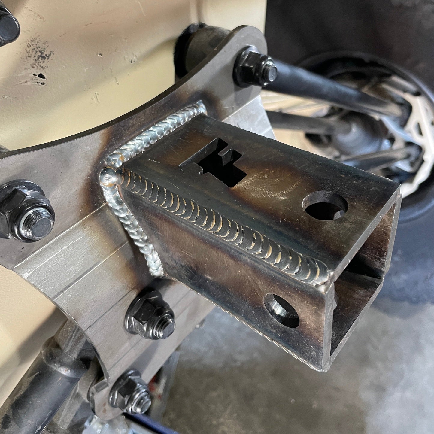 Can-Am Maverick X3 Radius Rod Hitch Pull Plate
