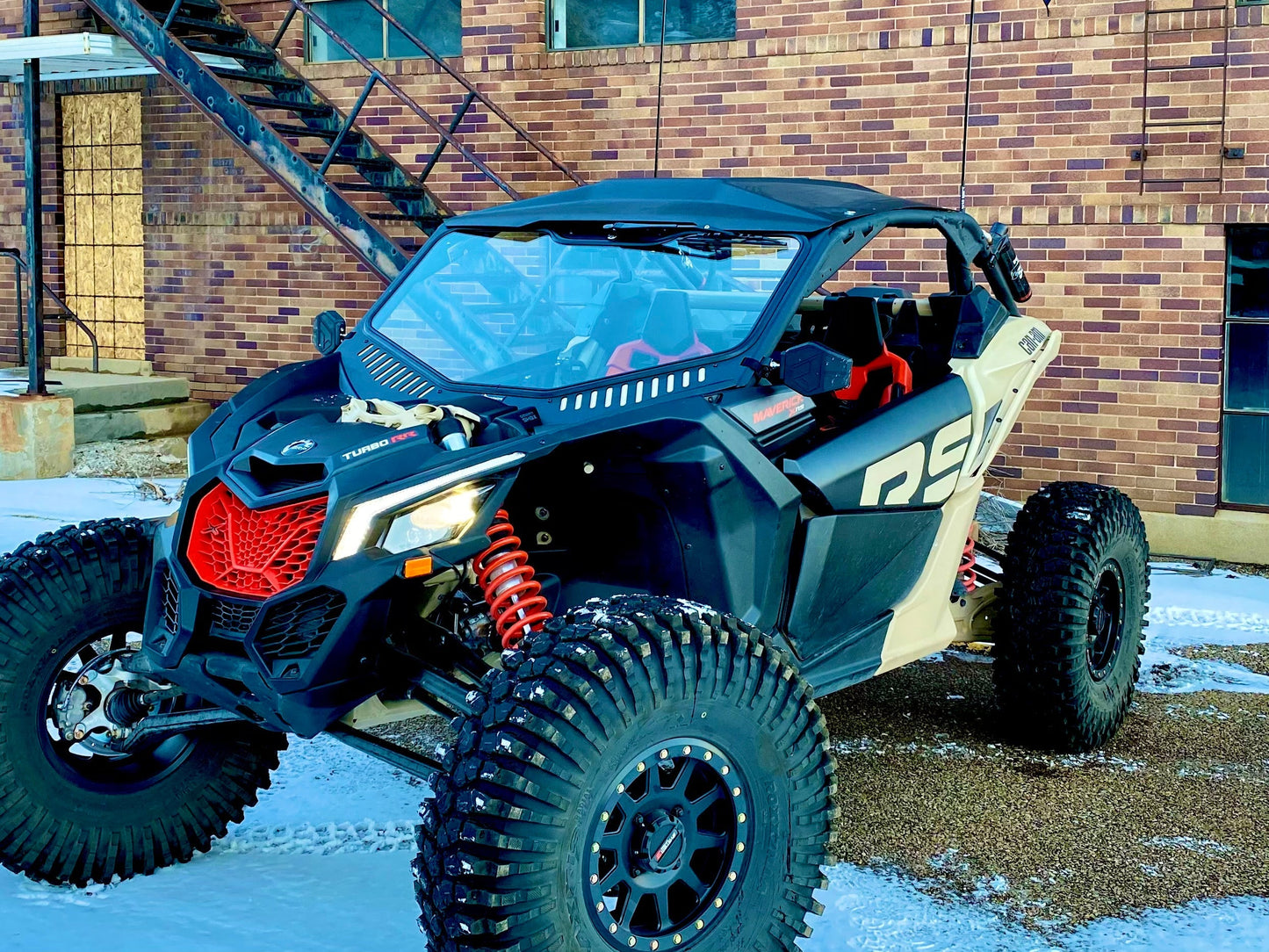Can-Am Maverick X3 Vented Glass Windshield 2.0