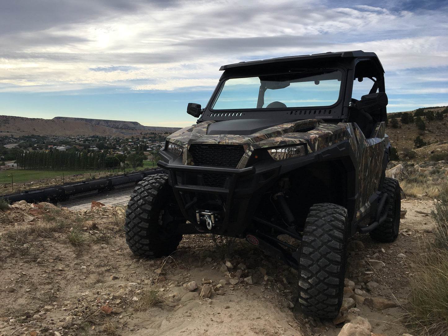 Polaris General Vented Glass Windshield 1.0 Bent Metal Off-Road
