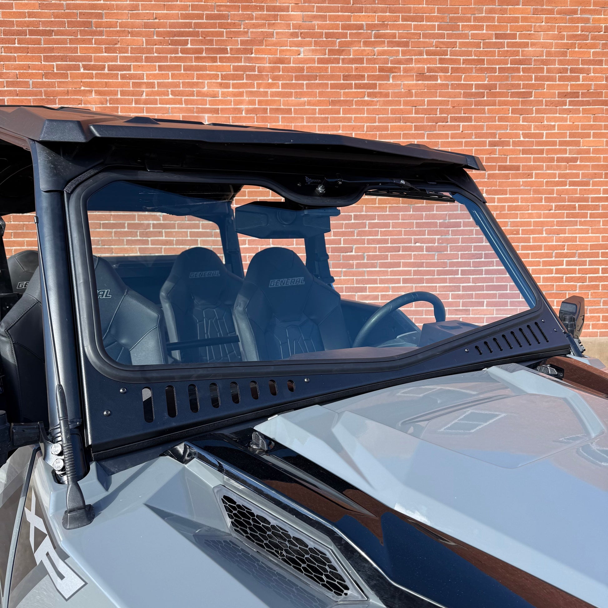 Polaris General Vented Glass Windshield 2.0 Bent Metal Off-Road