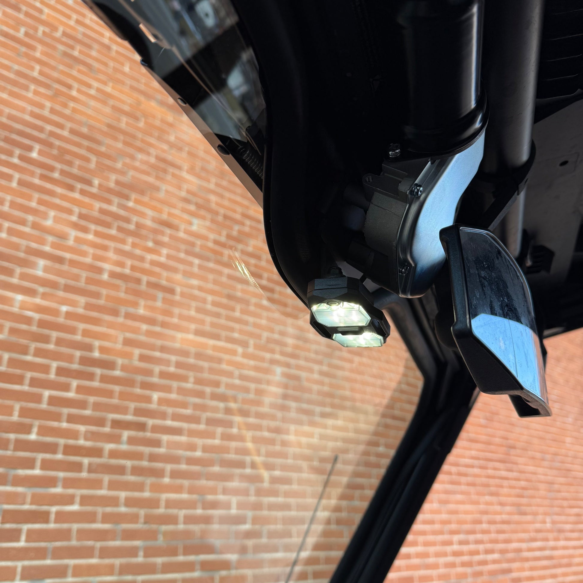 Polaris General Vented Glass Windshield 2.0 Bent Metal Off-Road
