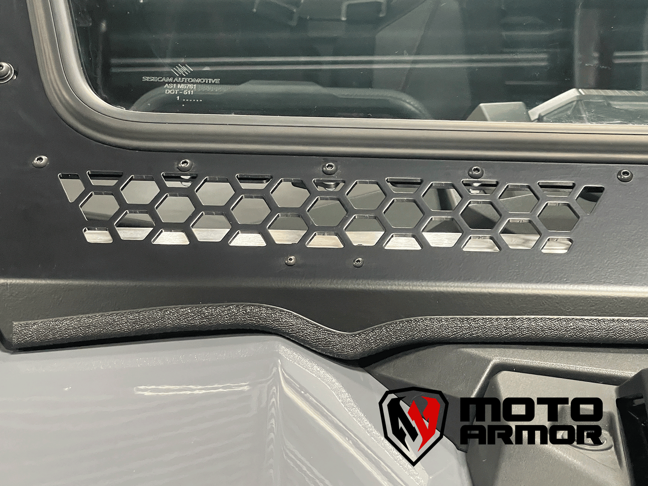 Polaris RZR Pro R (2022-2024) 4-Seat Full Glass Windshield Moto Armor
