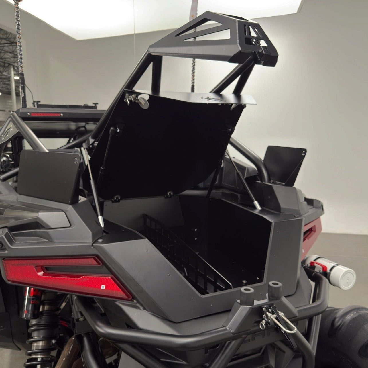 Polaris RZR Pro R Cargo Box Geiser Performance
