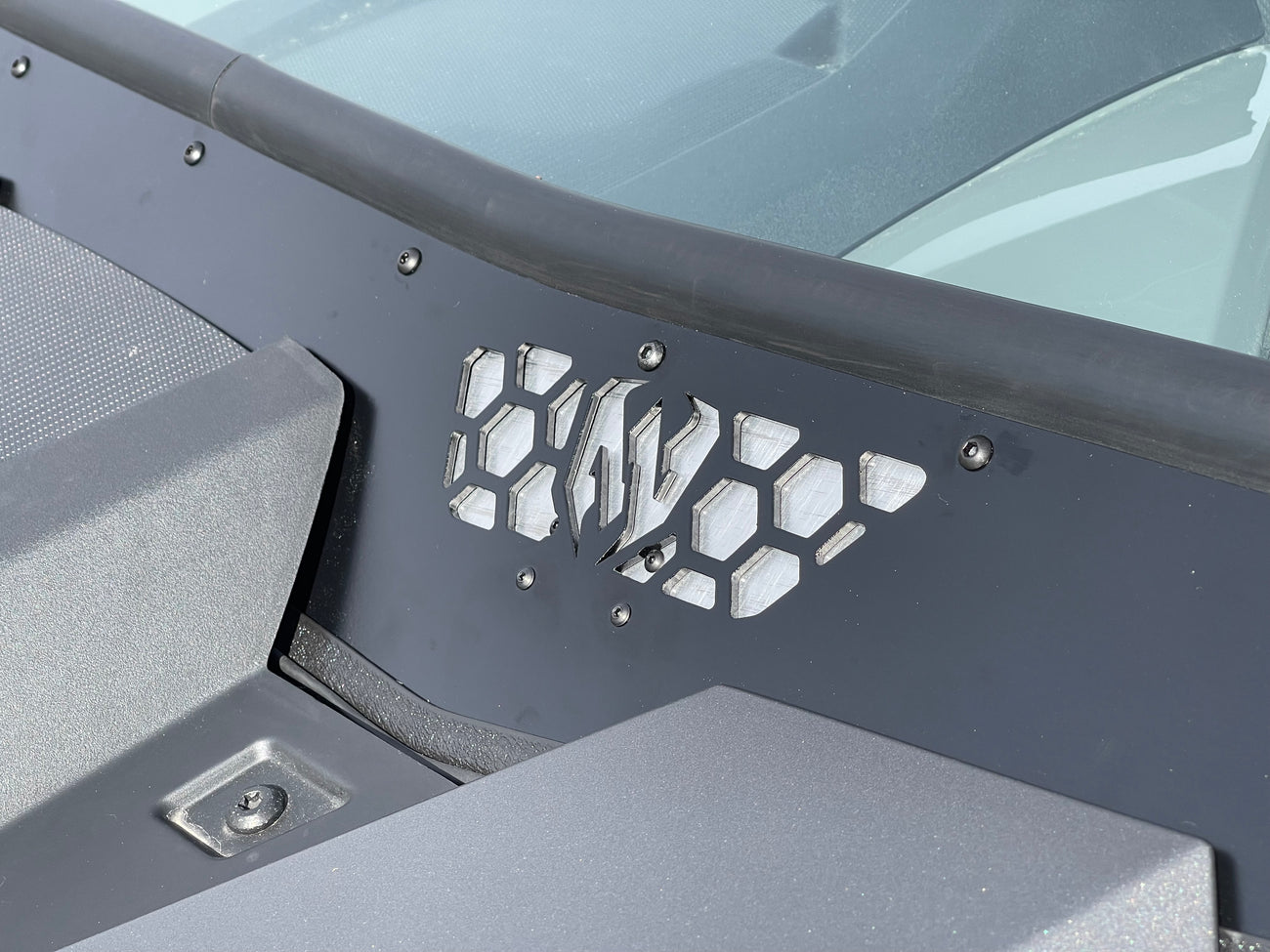 Polaris RZR XP Vented Full Glass Windshield Moto Armor