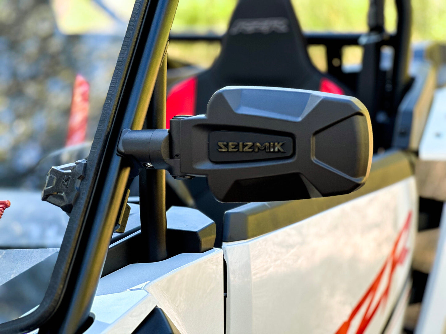 Pursuit Side View Mirrors (Pair) Seizmik