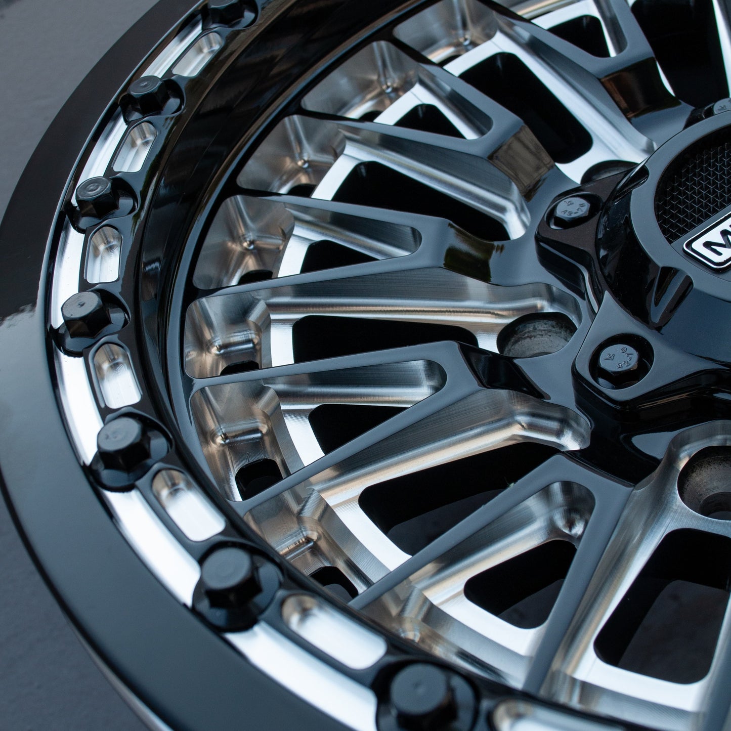 Slayer 6R UTV Beadlock Wheel (Gloss Black Contrast Cut) Metal FX Offroad